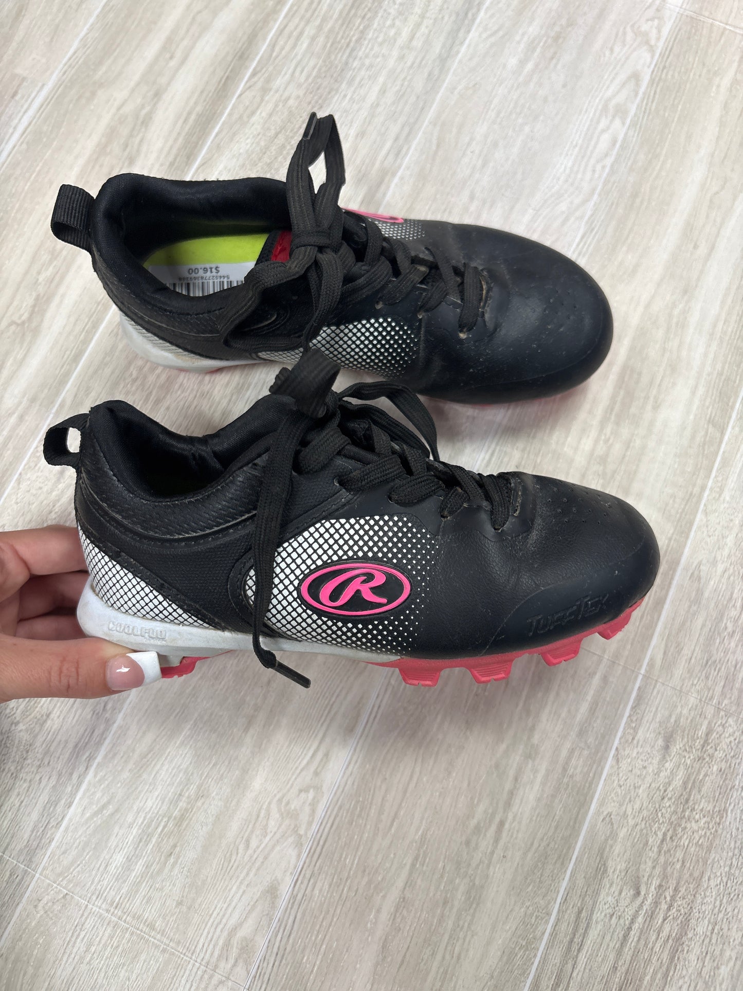 13c Rawlings Black/White Cleats