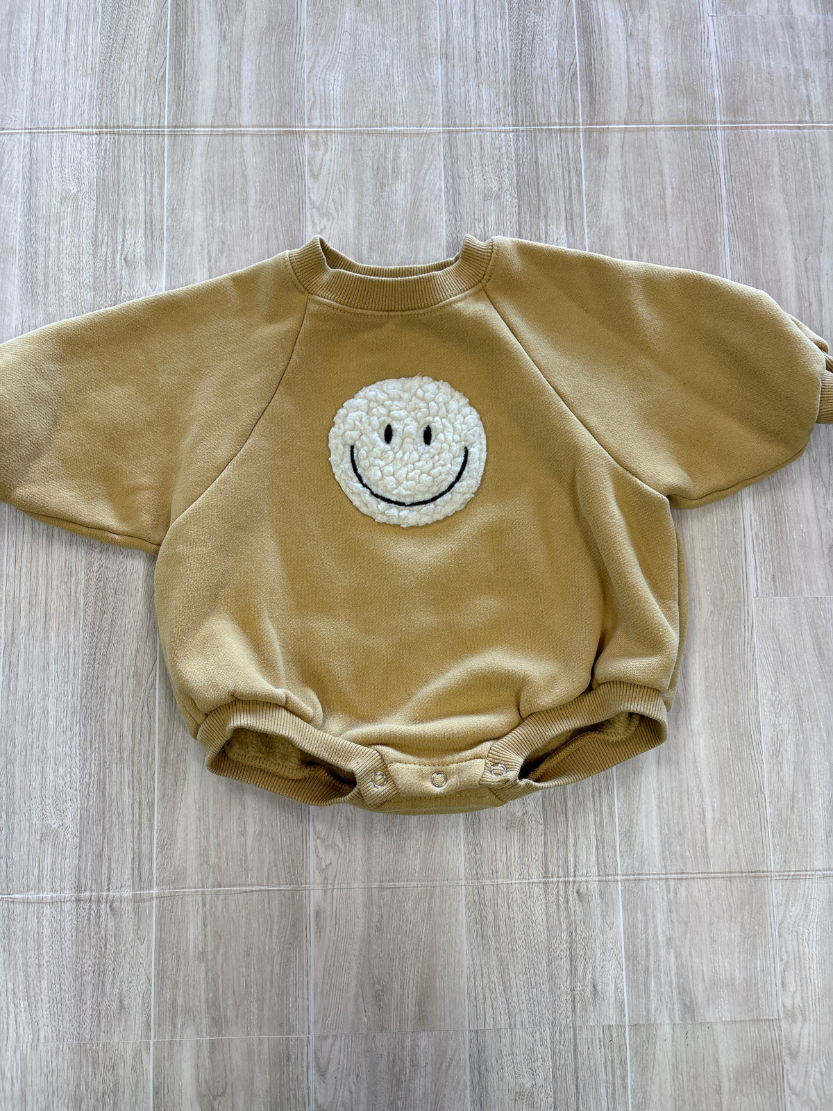 3-6m Mustard Fuzzy Smiley Face Long Sleeve Bubble Romper