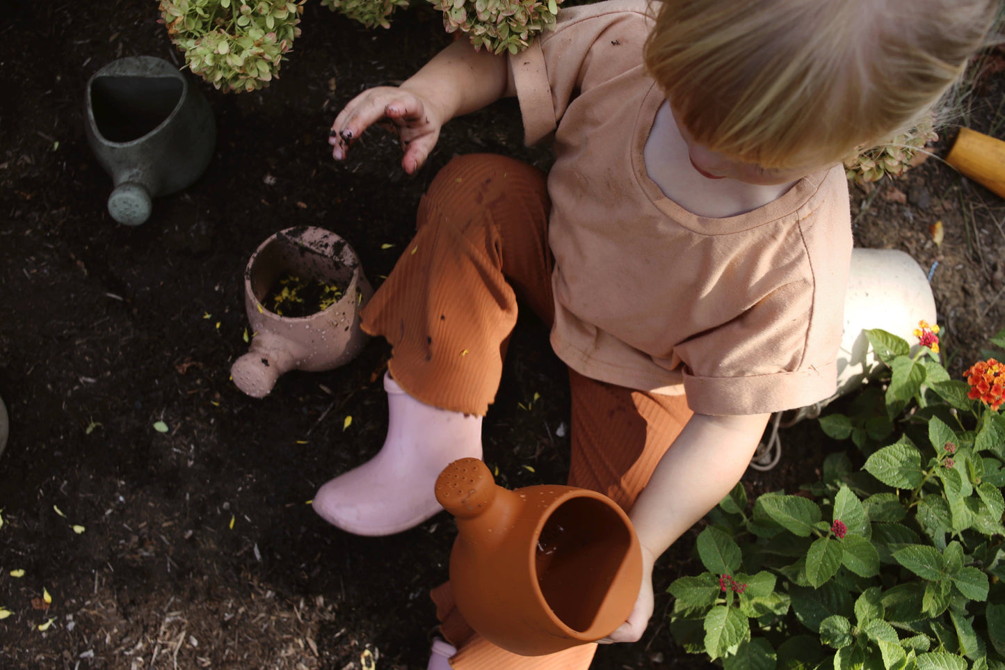 Marlowe & Co - Terracotta Garden Set