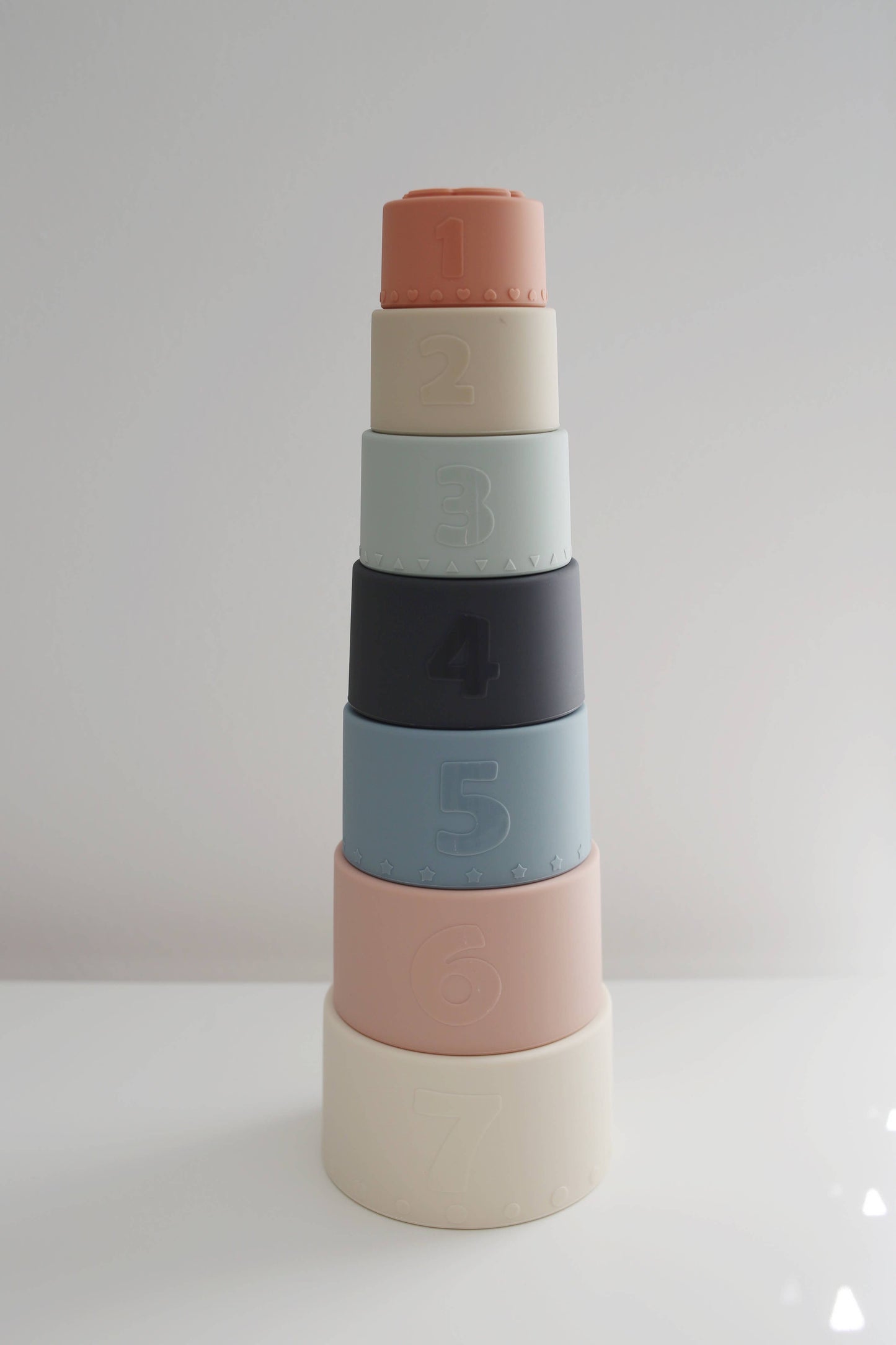 Marlowe & Co - Classic Stacking Nesting Cups