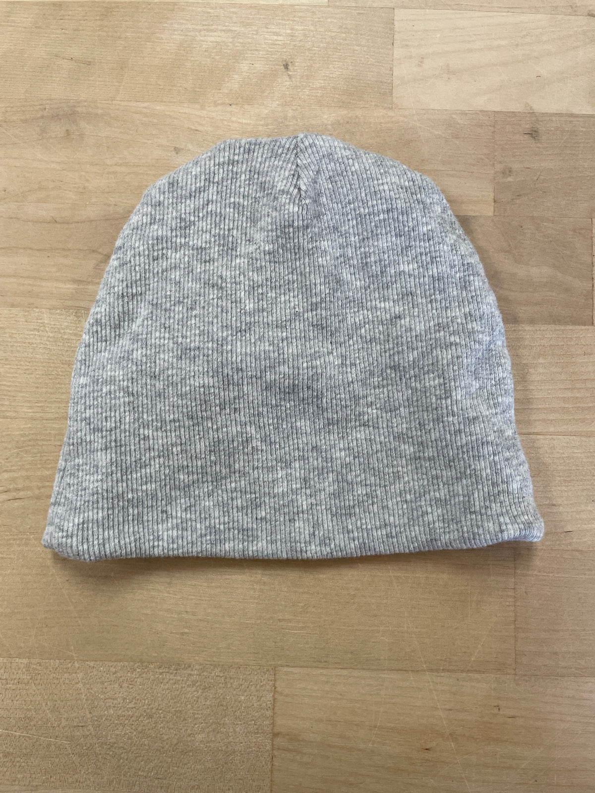 0-3m Grey Ribbed Organic Beanie