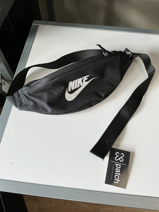 nike-fanny-pack