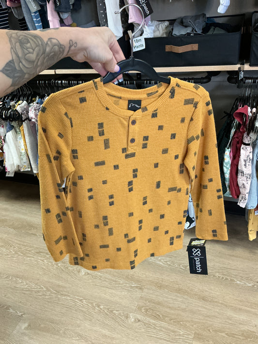 NWT 5T Thermal Squared Long Sleeve