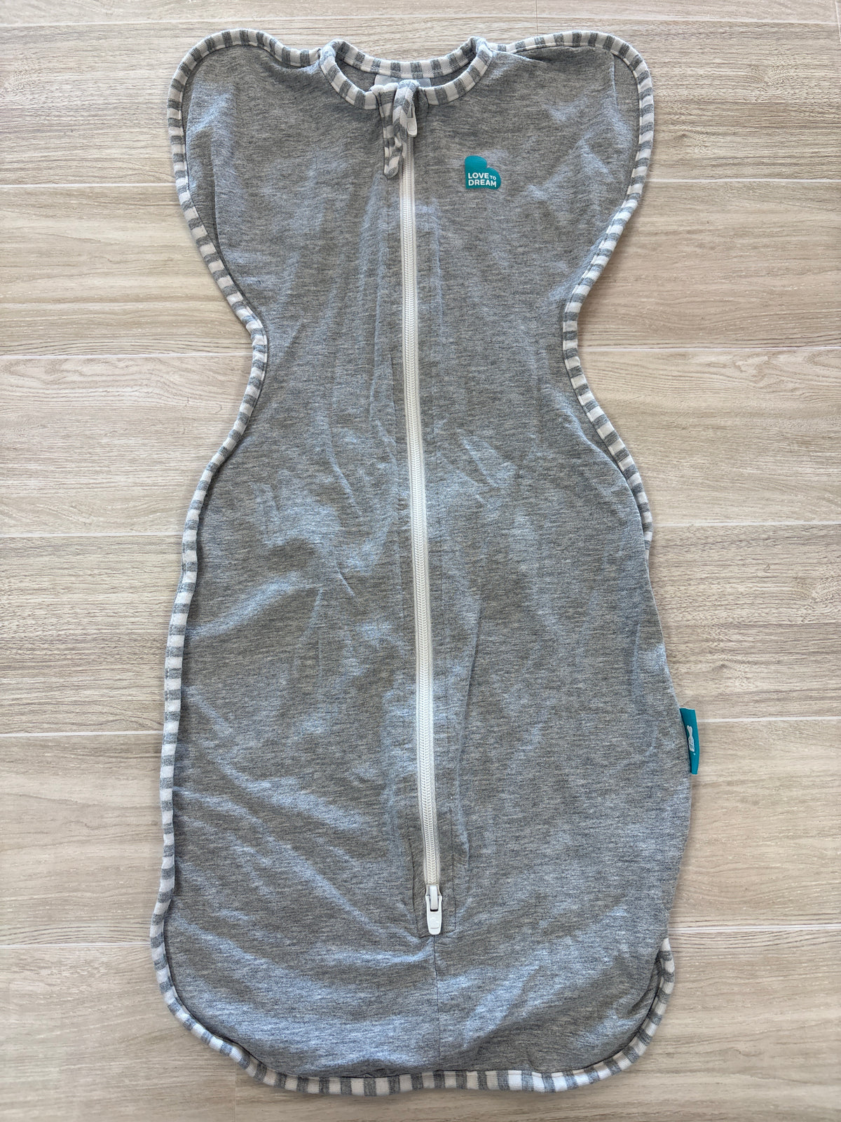 Newborn Grey Halo Love To Dream Swaddle 1.0 TOG