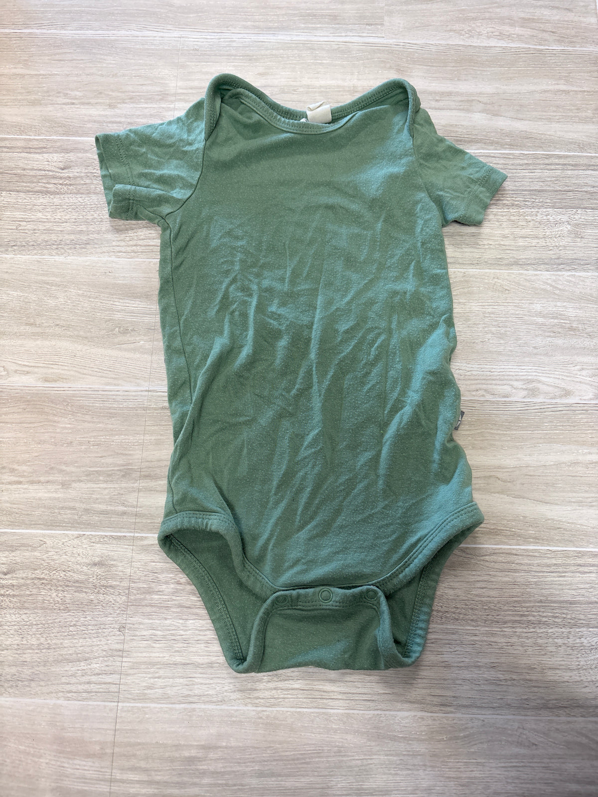 6-12m Kyte Green Onesie