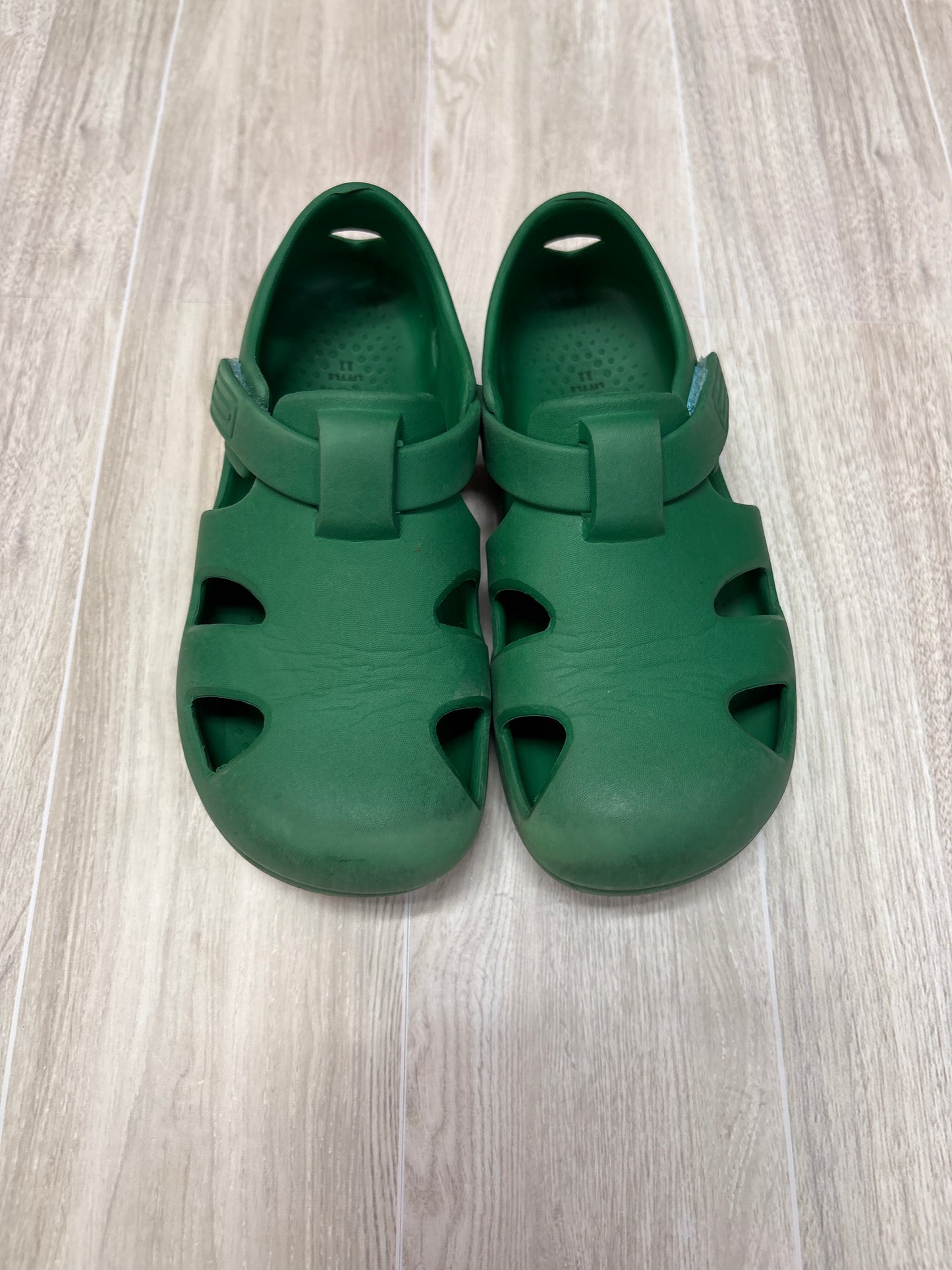 11c Ten Little Green Splash Sandals
