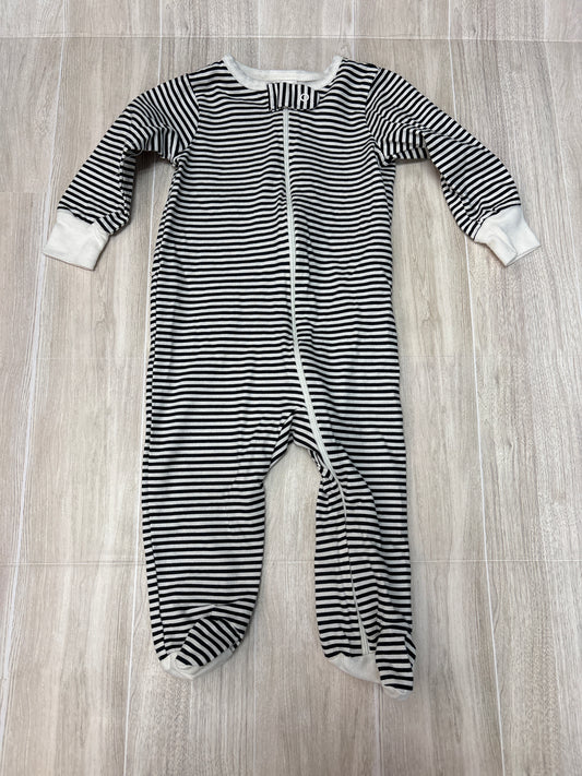 NWOT 3-6m Black/Off White Striped Footie Pajama
