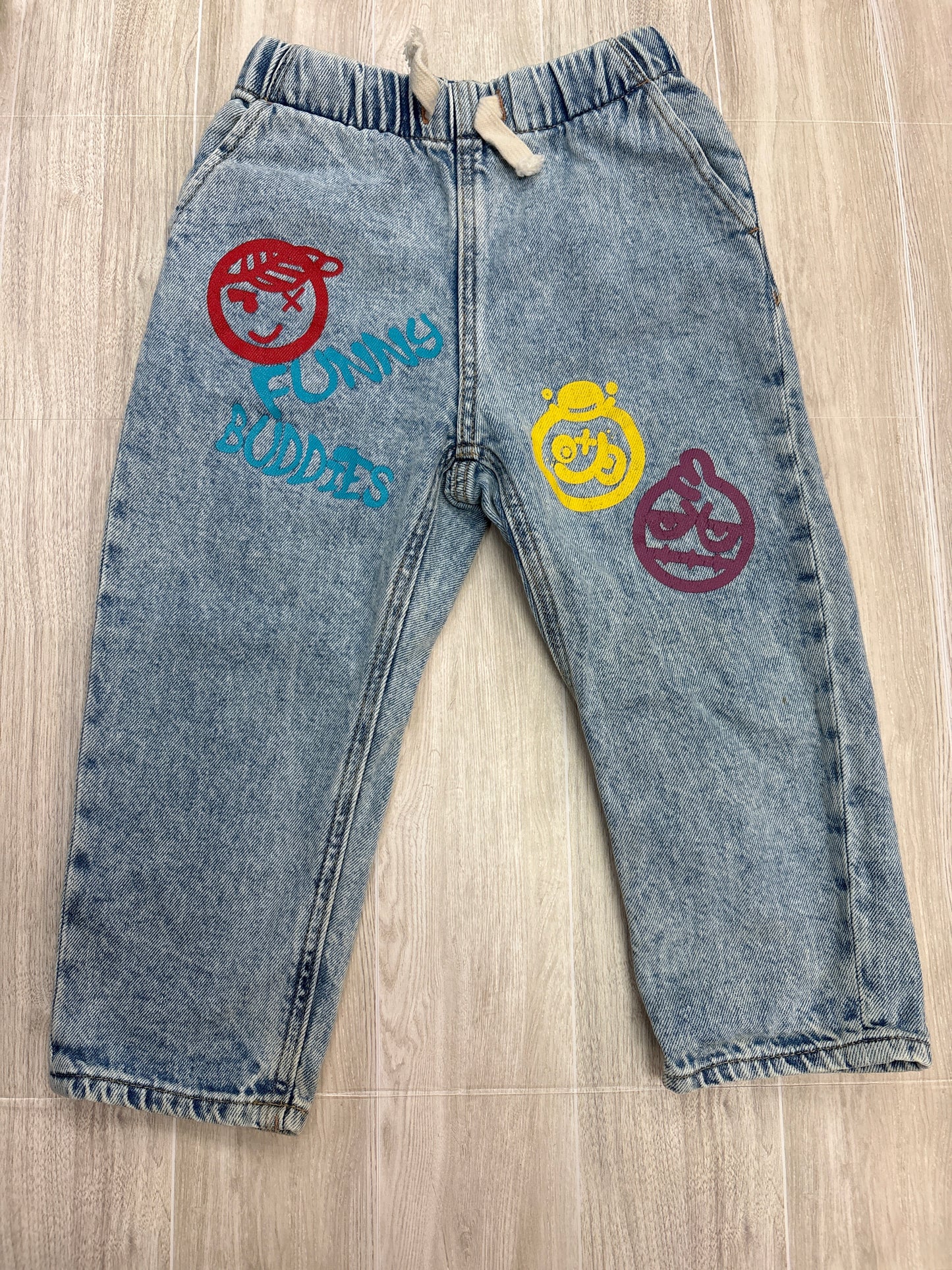 2/3 Zara Graffiti Graphic Denim