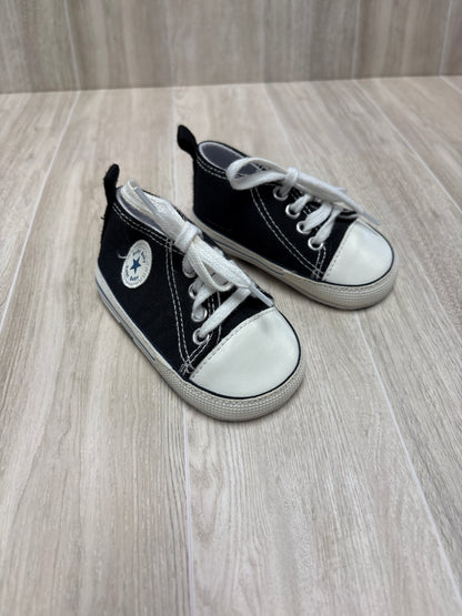2c B+W Faux Converse