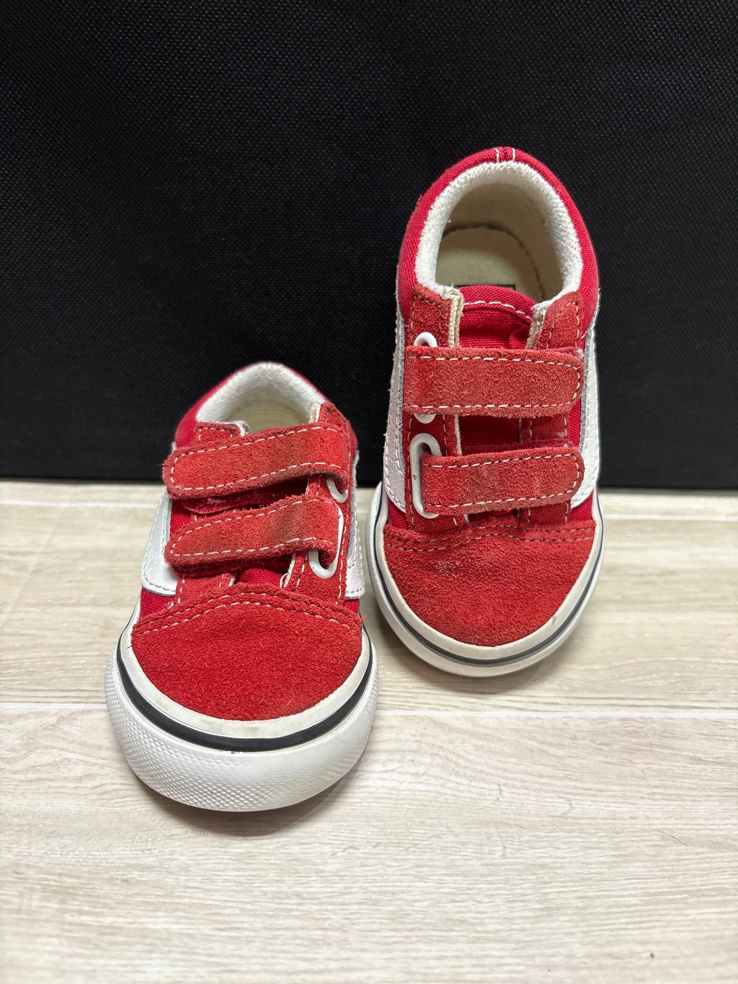 4.5c Red Velcro Vans