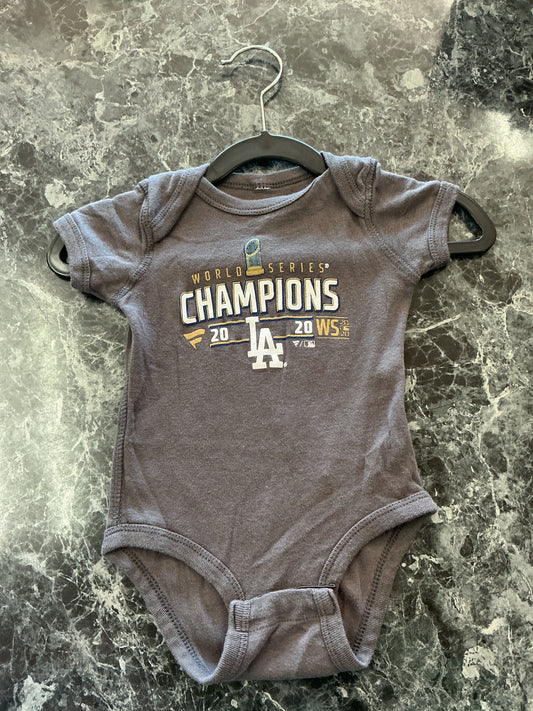 12m-wsc-onesie