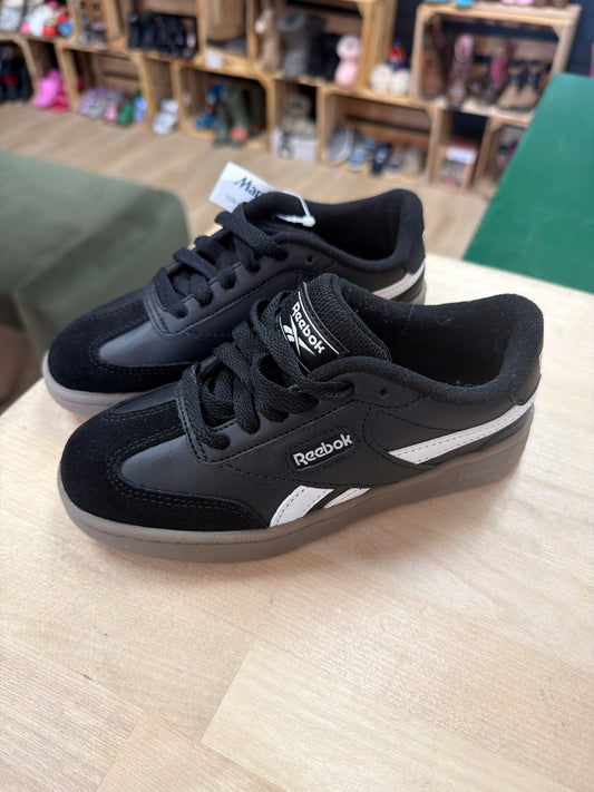 NWT 12c Black/White Reebok Lace Up Sneakers