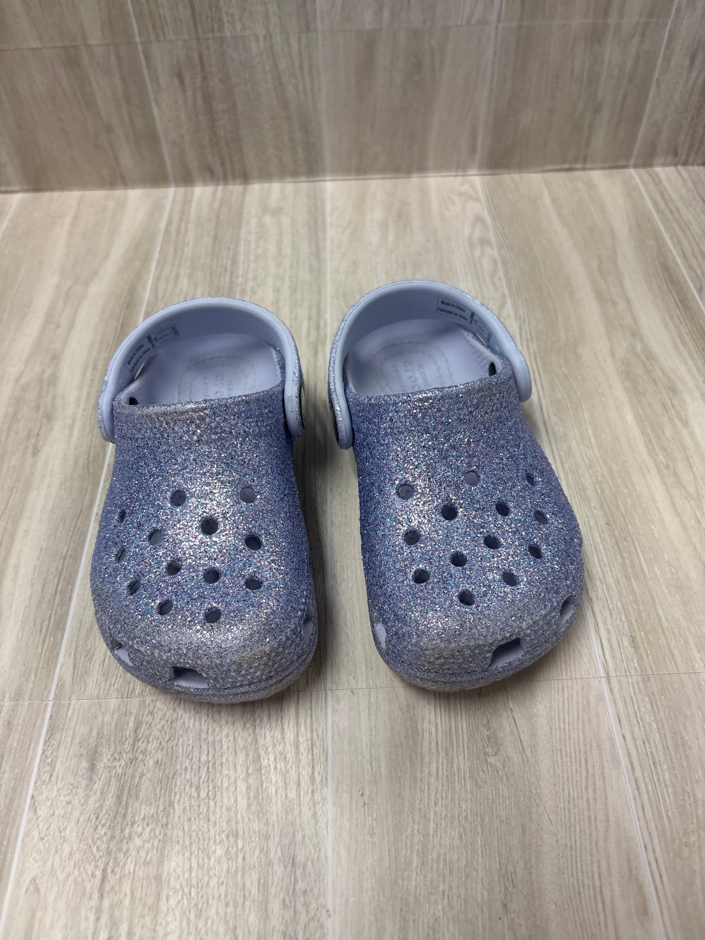 8c Light Purple Glitter Crocs