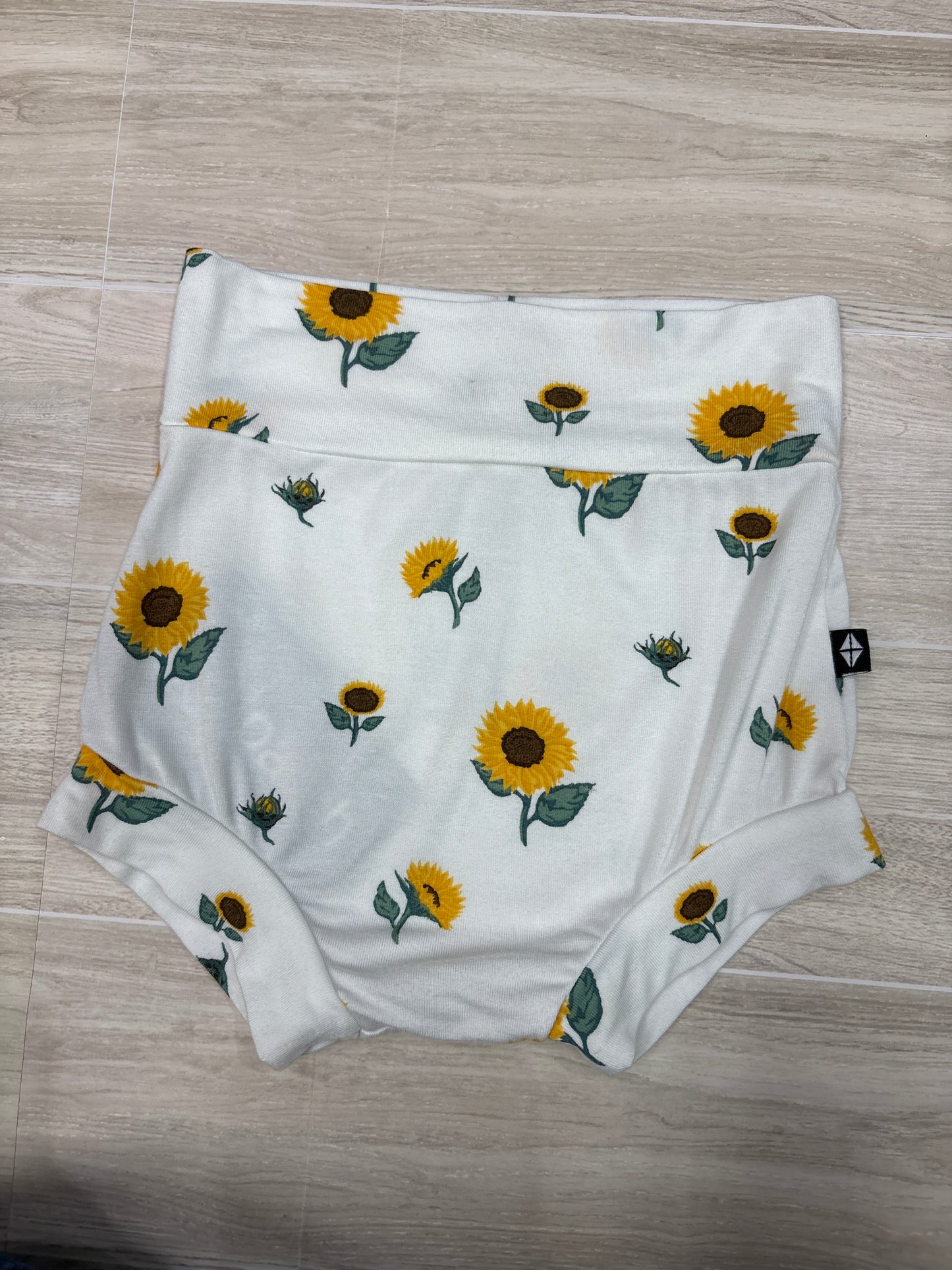 18-24m White Sunflower Bloomers