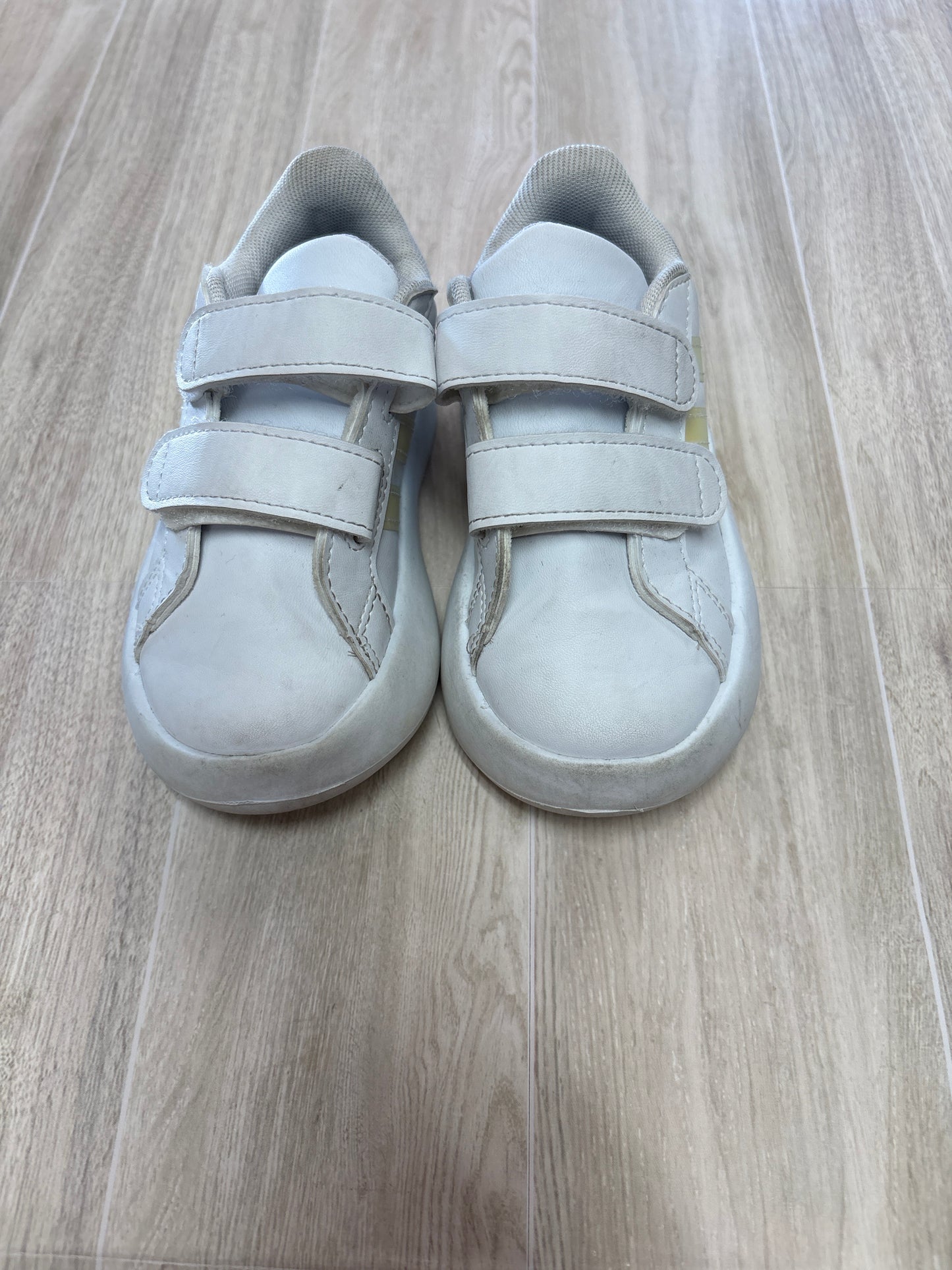 7c Adidas Sunset Logo Bubble Comfy Sneaker