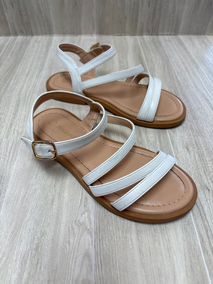 13c White Strappy Sandal