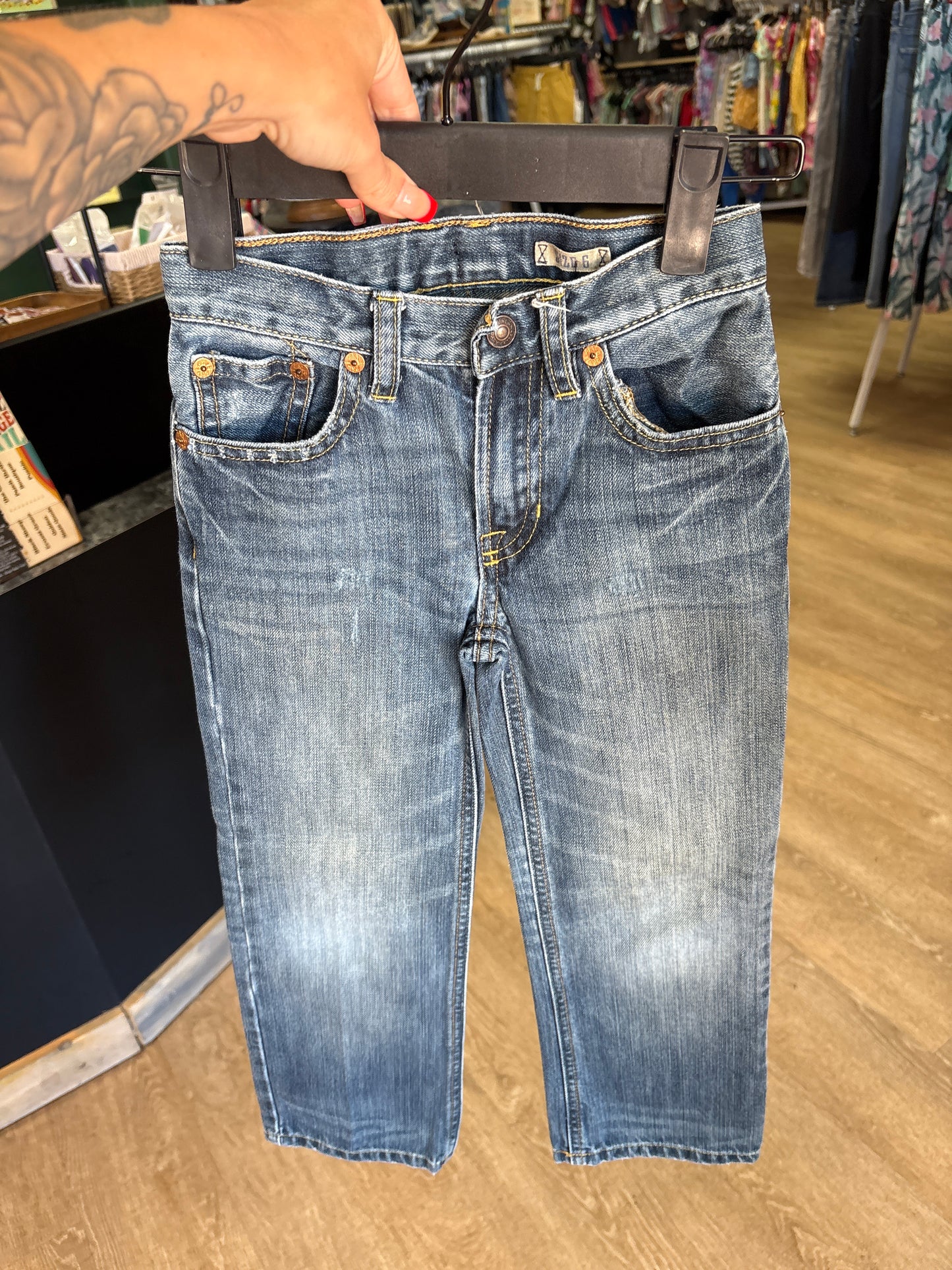 6 Ralph Lauren Medium Washed Pant