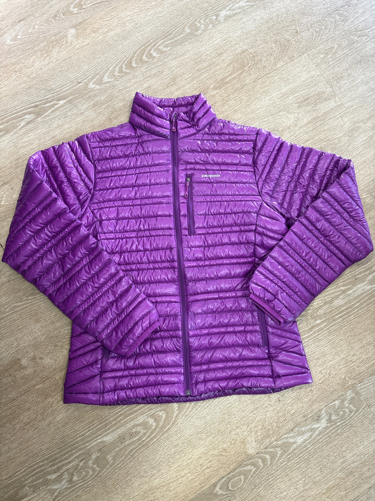 Womens Medium Purple Patagonia Puffer Jacket