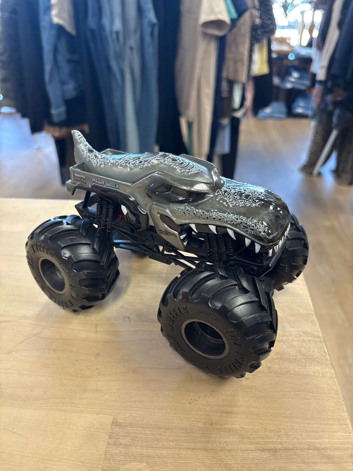 Toy - Hot Wheels Metal Monster Truck - Mega Wrex