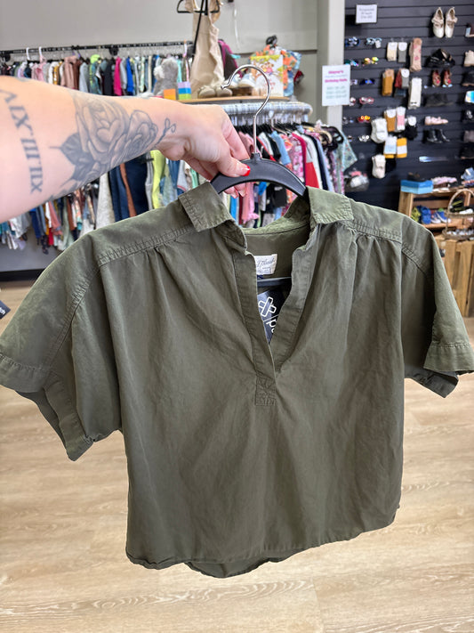 Womens XS Olive Collared Top