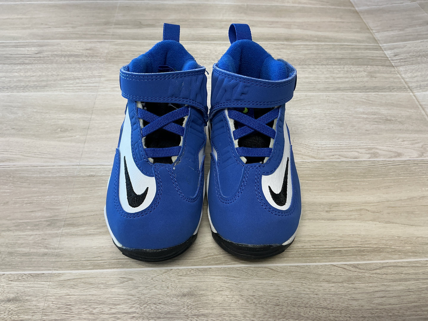 6c Nike Jordan High Top Blue Sneaker