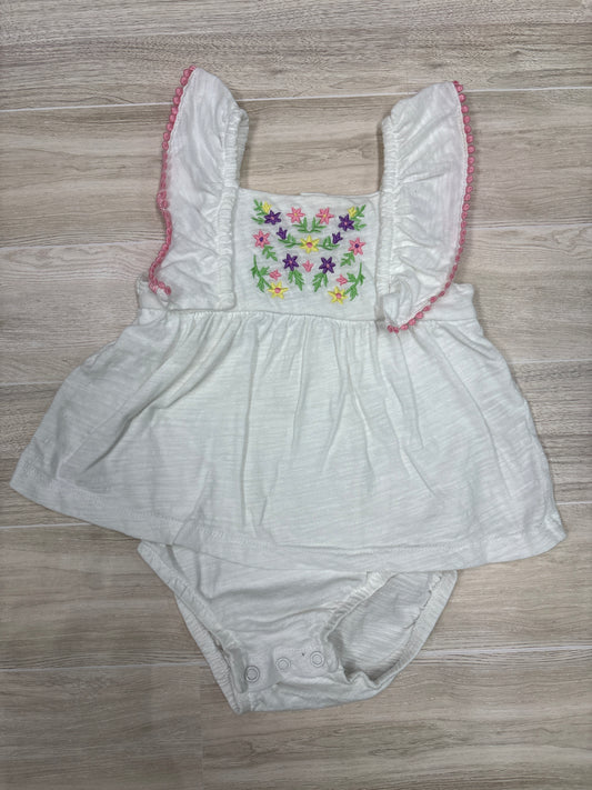 6m White Floral Detail Onesie