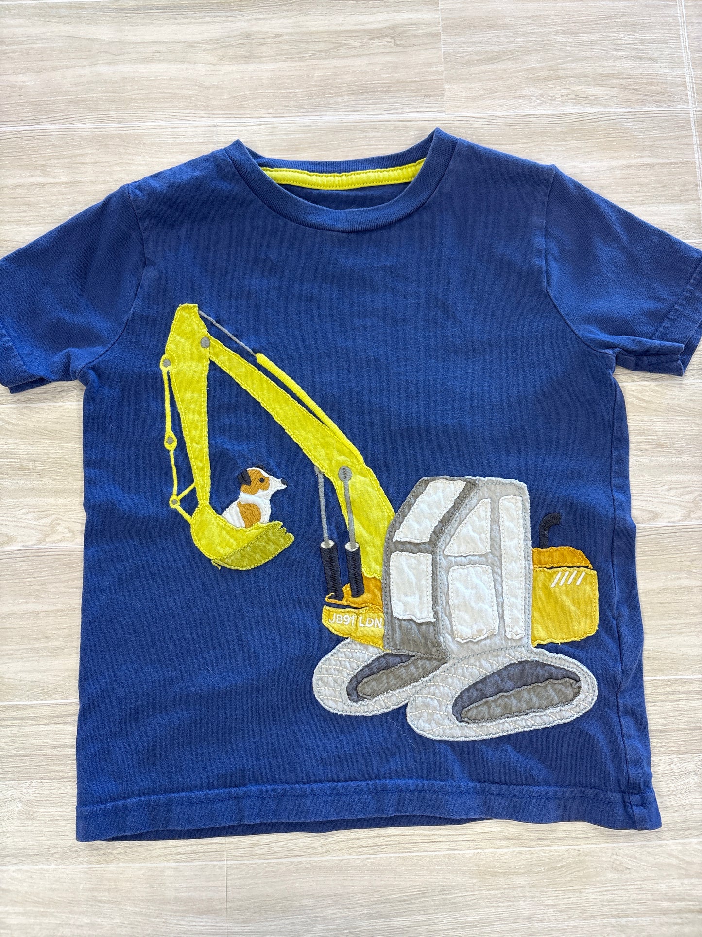 4/5 Mini Boden Blue Tractor Pup Graphic Tee