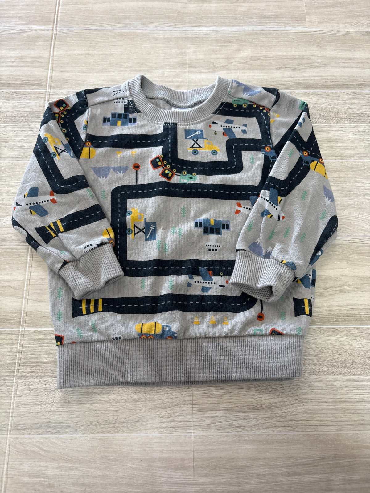 18m Grey Vehicle Track Graphic Crewneck