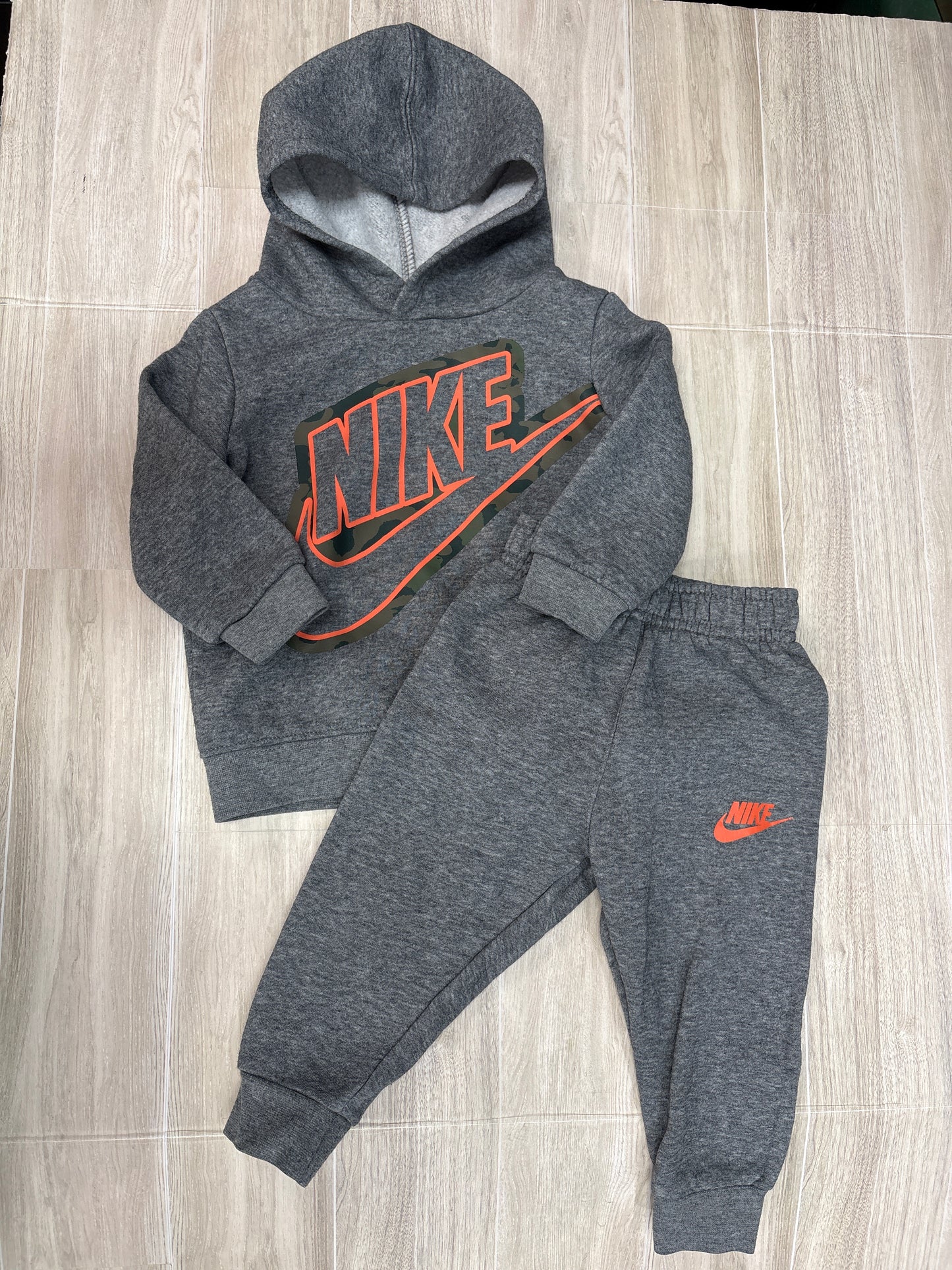 12m Grey Nike Camo Graphic 2 Piece Set