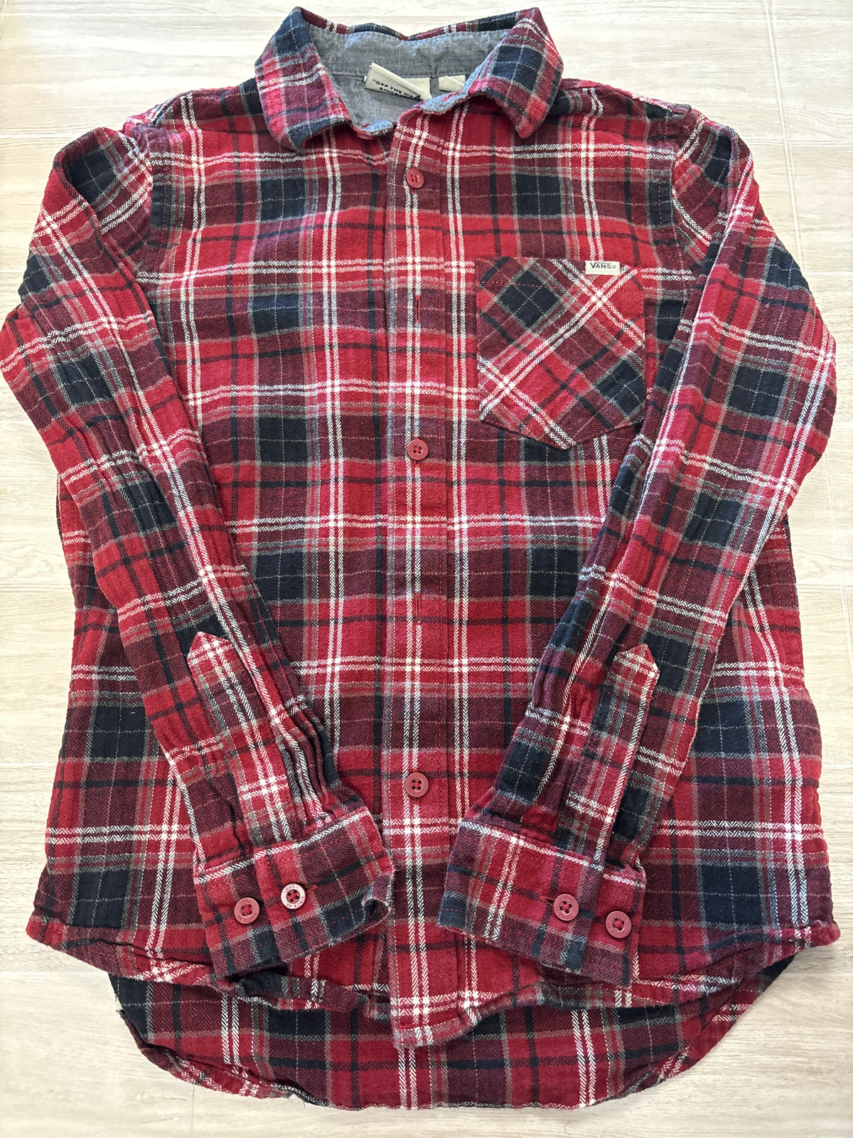 8 Vans Red/Black Plaid Button Up Flannel