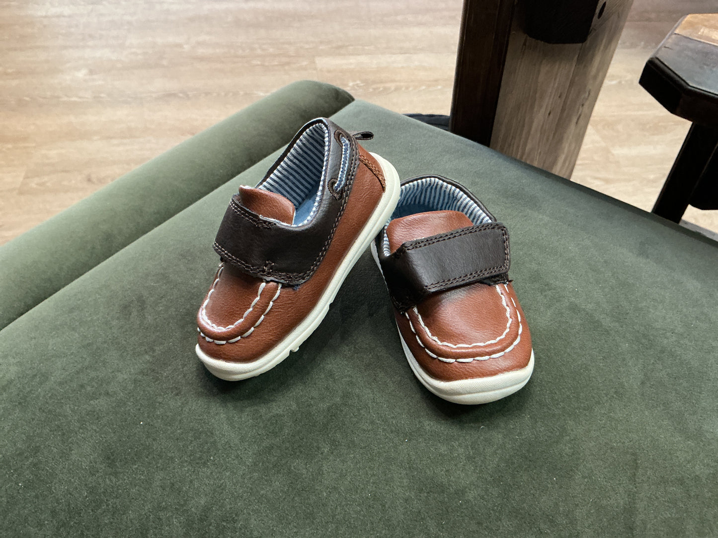 3.5c Carters Boat Shoes