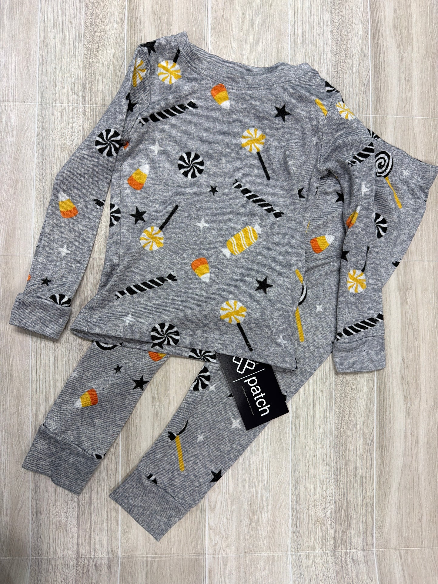 3T Grey Halloween Candy Pajama Set