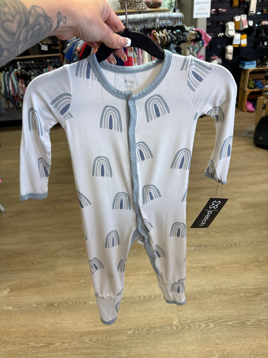 12-18m Kyte Blue Rainbows Button Pajama- Blemish