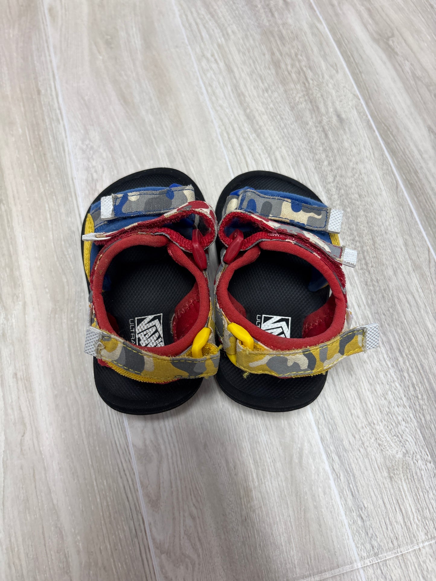 4c Vans Ultracush Velcro Sandal