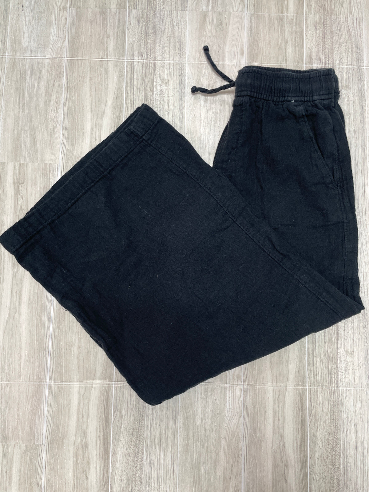 10/12 Black Gauze Wide Leg Pants