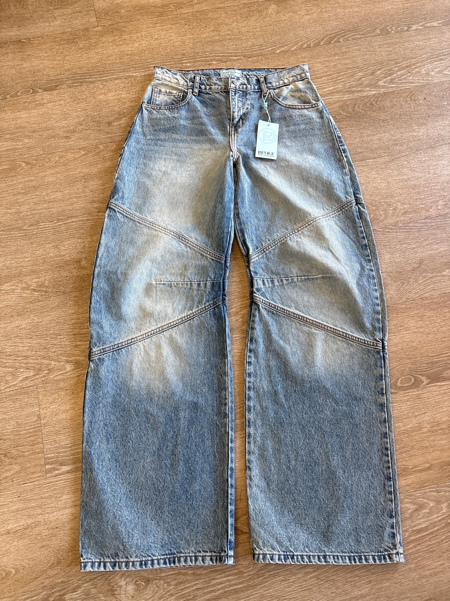 NWT Womens 25 ReVice Barrel Denim