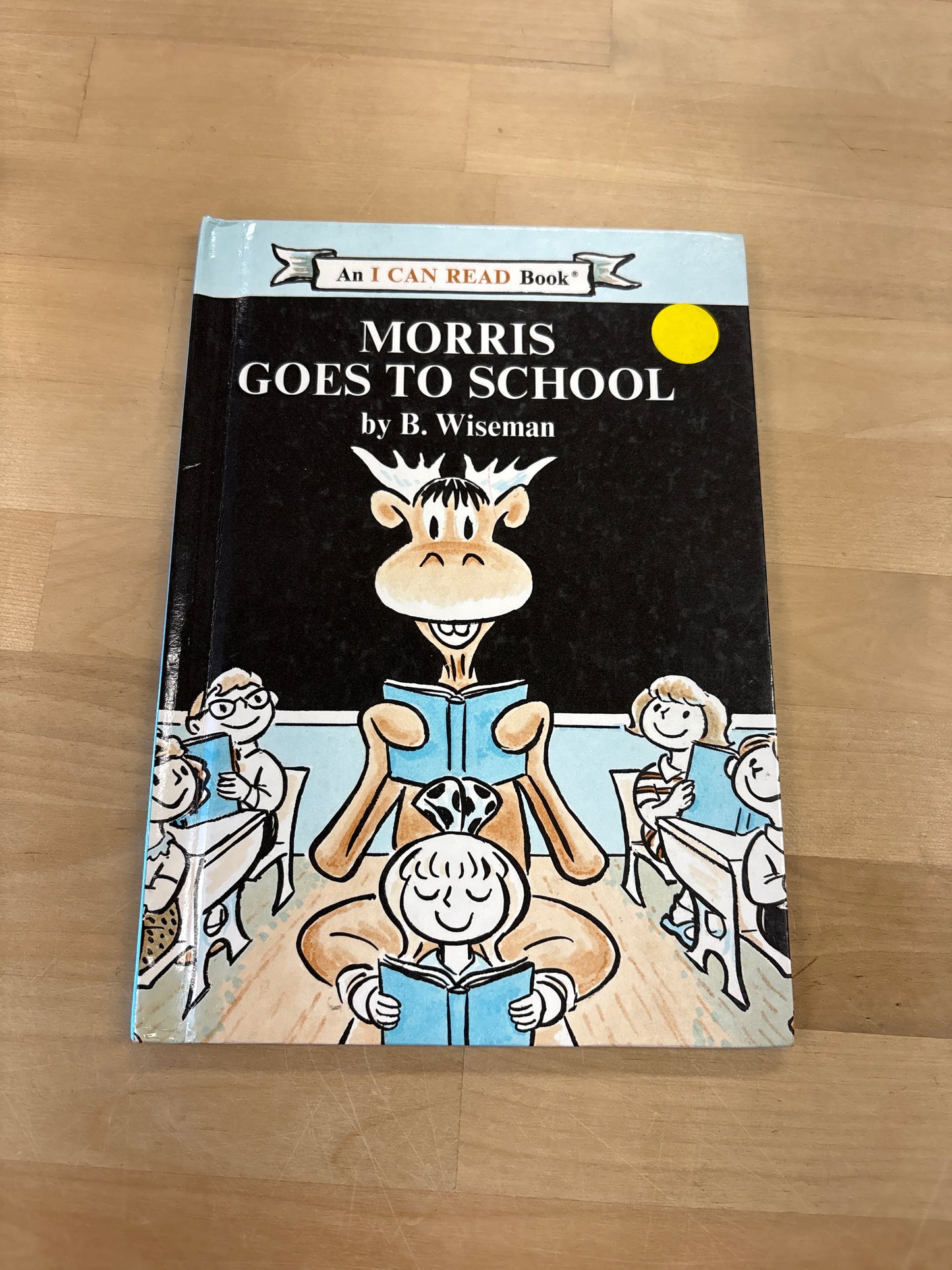 Book - VINTAGE Morris Goes To School