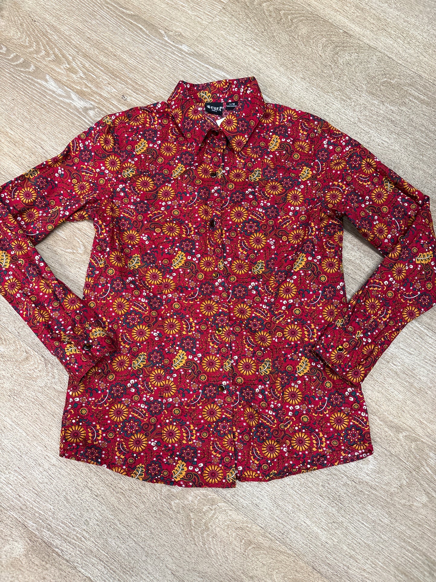 10 Red Floral Pearl Snap Button Up Long Sleeve