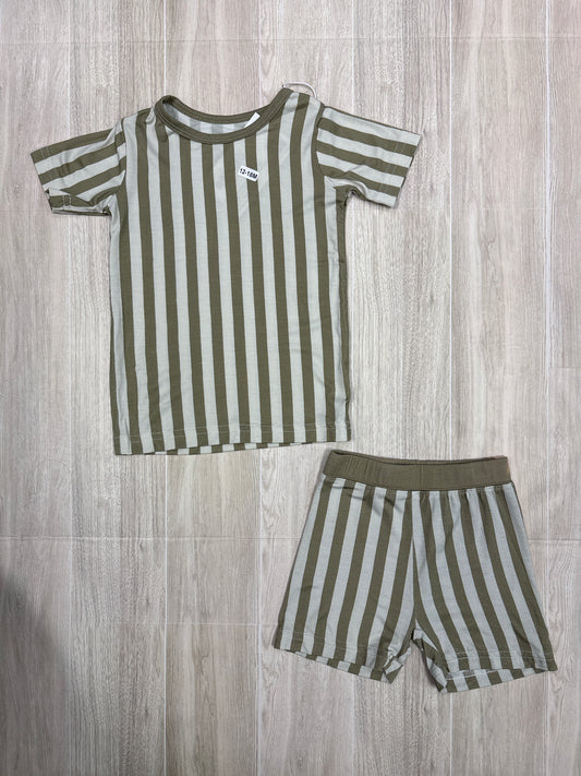 NWT 12-18m Little One Shop Green Striped Shortie Lounge Set