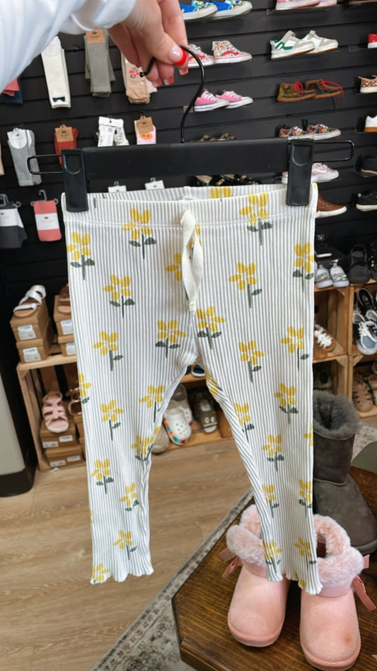 3/4 Zara Ribbed Flower Legging