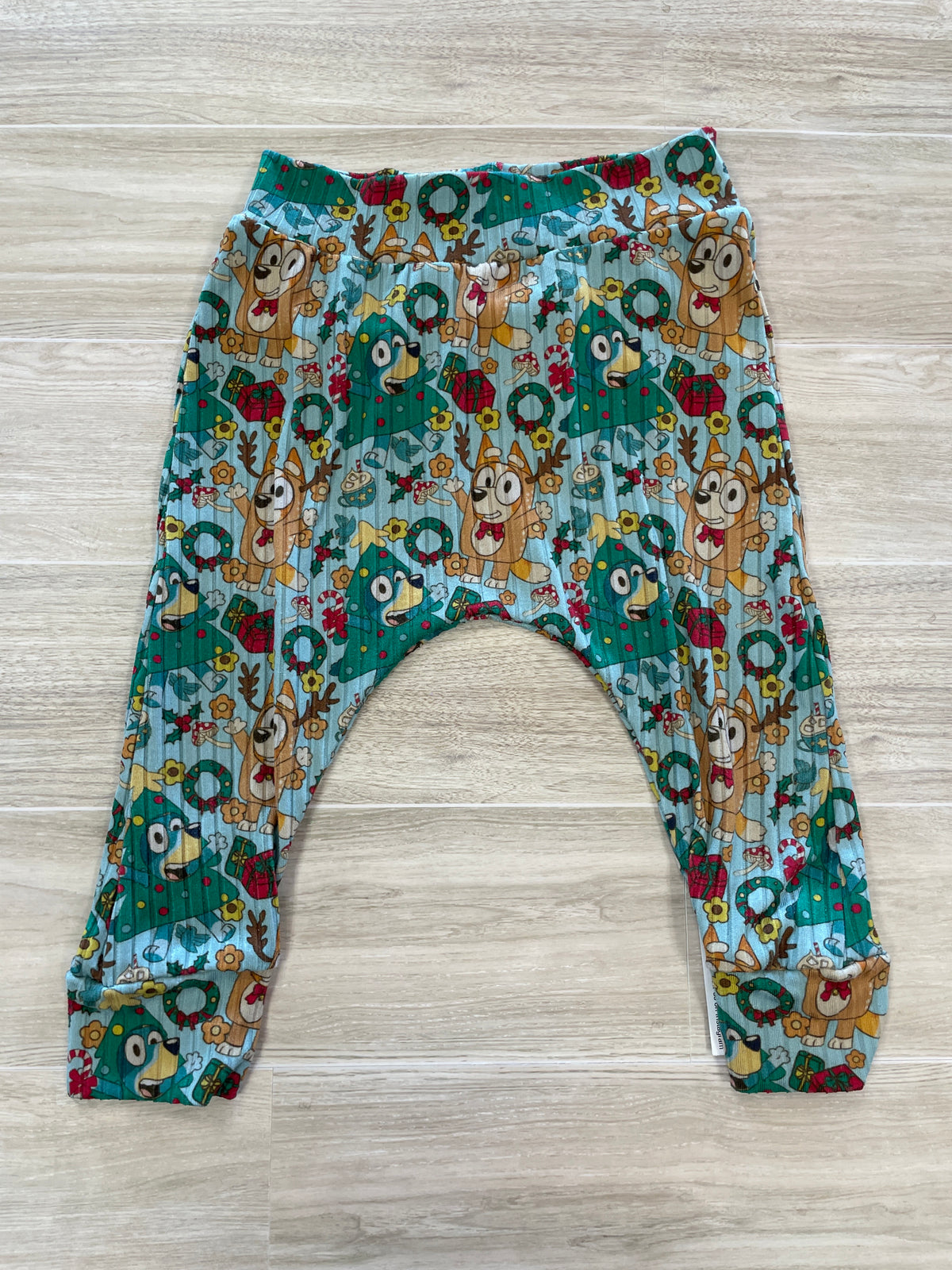 12-18m Handmade Bluey Holiday Ribbed Legging