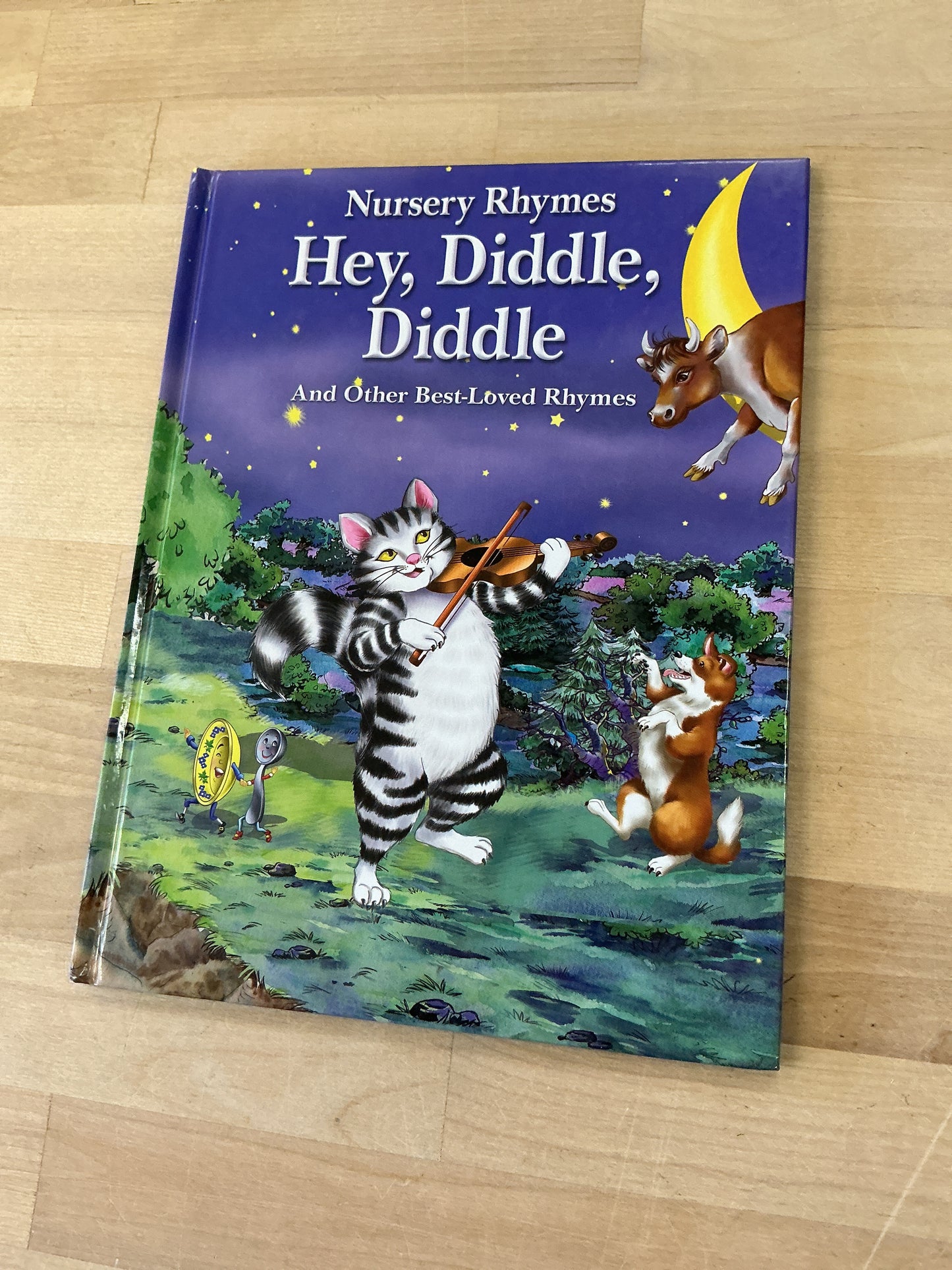 Book - Hey Diddle Diddle