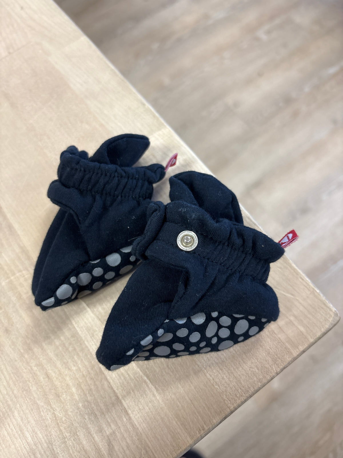 3m Black Zutano Booties