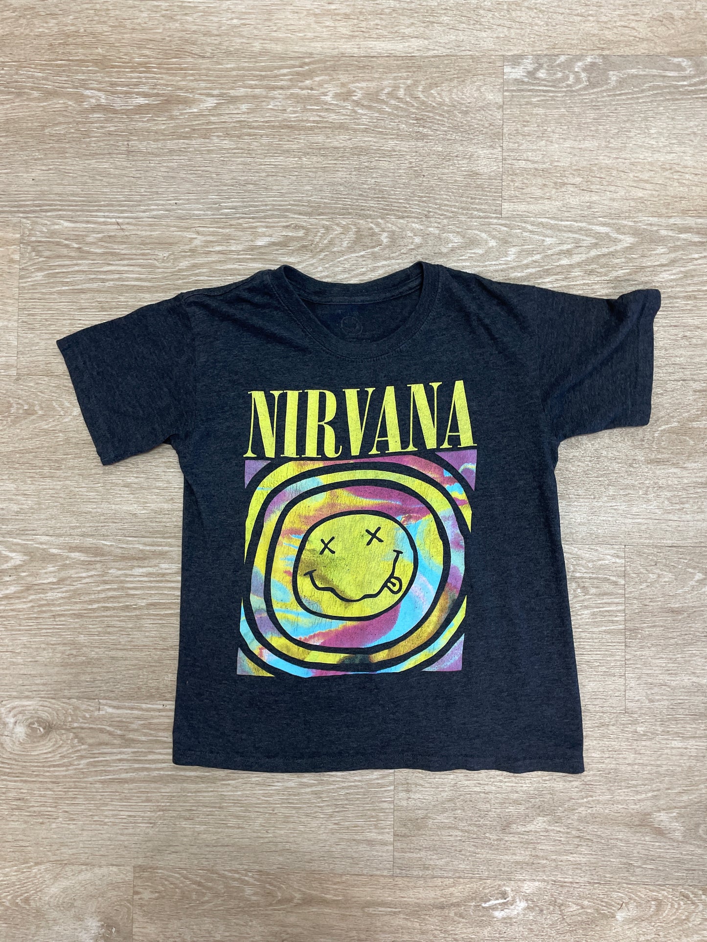 8/10 Nirvana Graphic Shirt