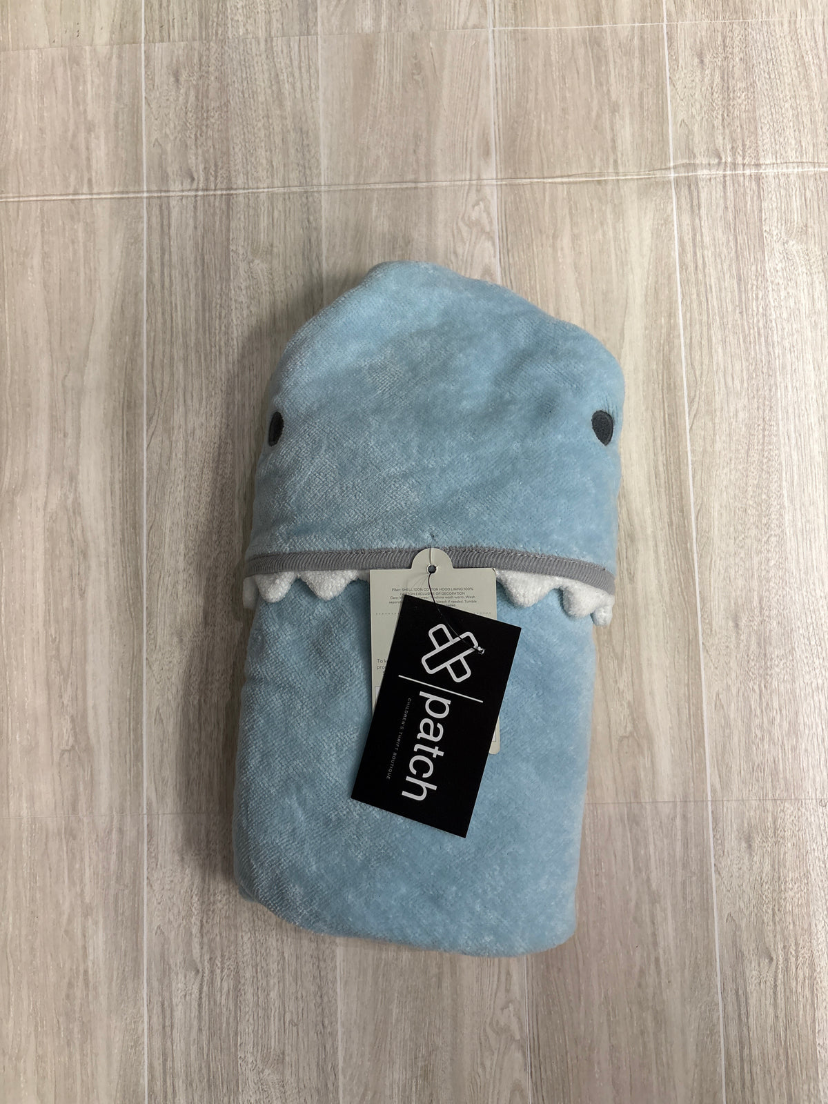 NWT Blue Hooded Shark Towel