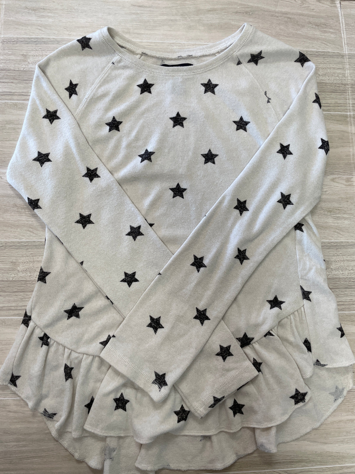 10/12 GAP Cream Star Ruffle Bottom Long Sleeve