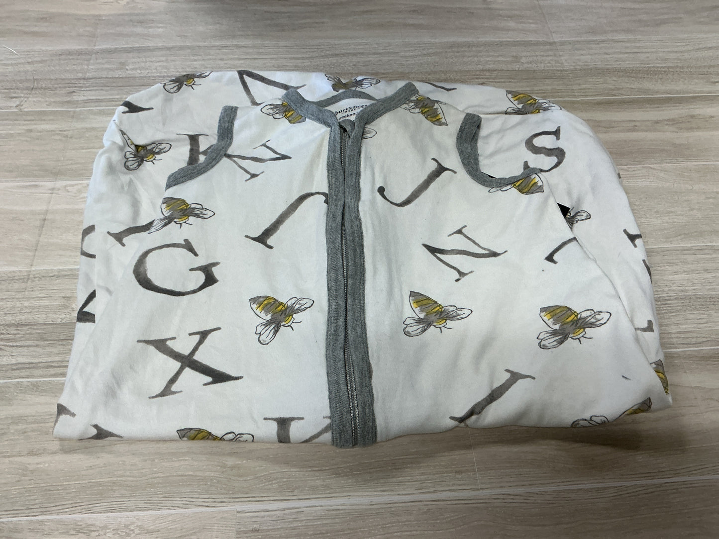 6-12m Burts Bees Bee Sleeper