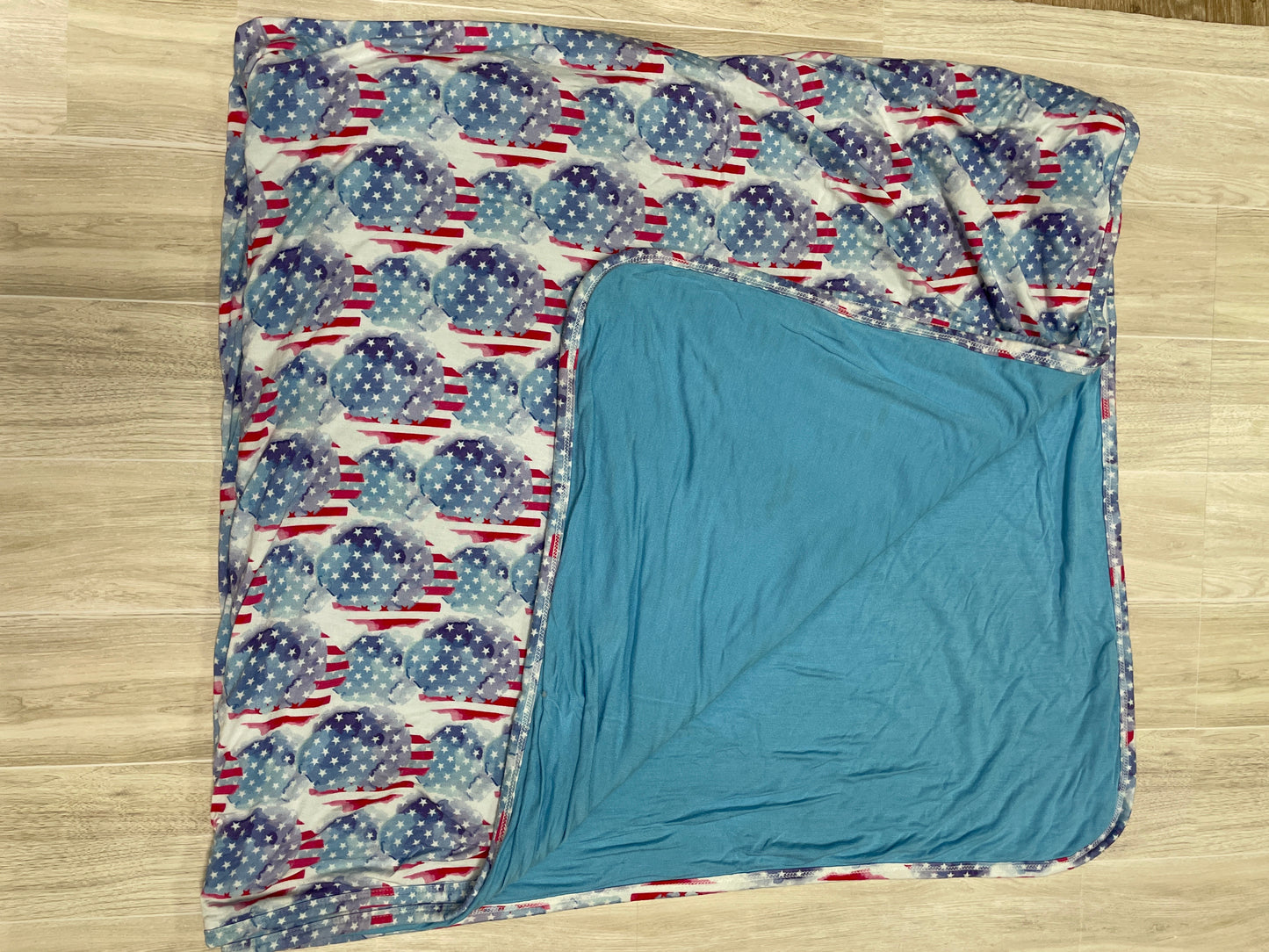 Dream Jamms Reversible Blanket - American Flag/Blue