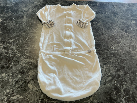 3-6m Goumi Gown - White