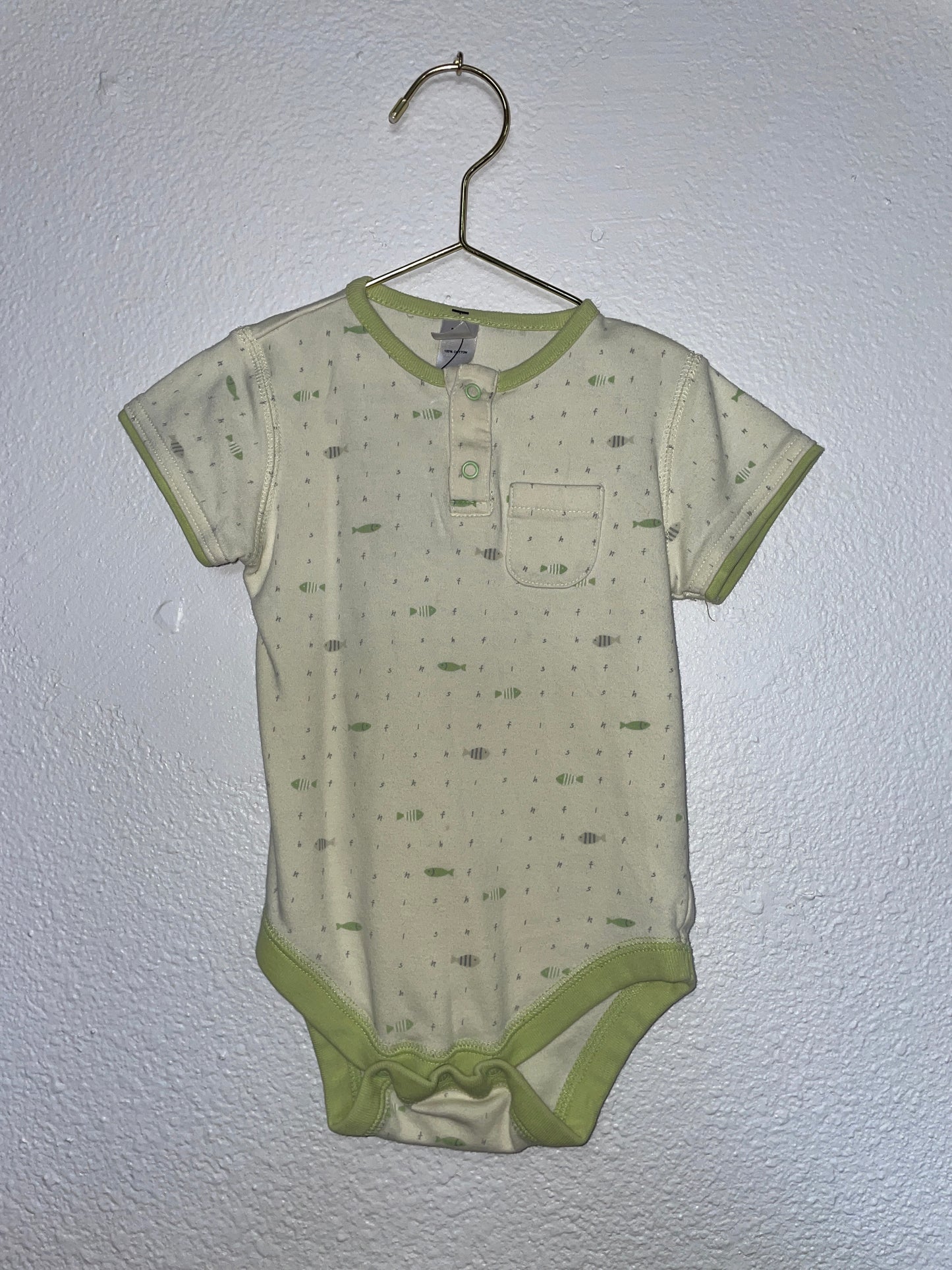 6-12m Gap Fish Onesie